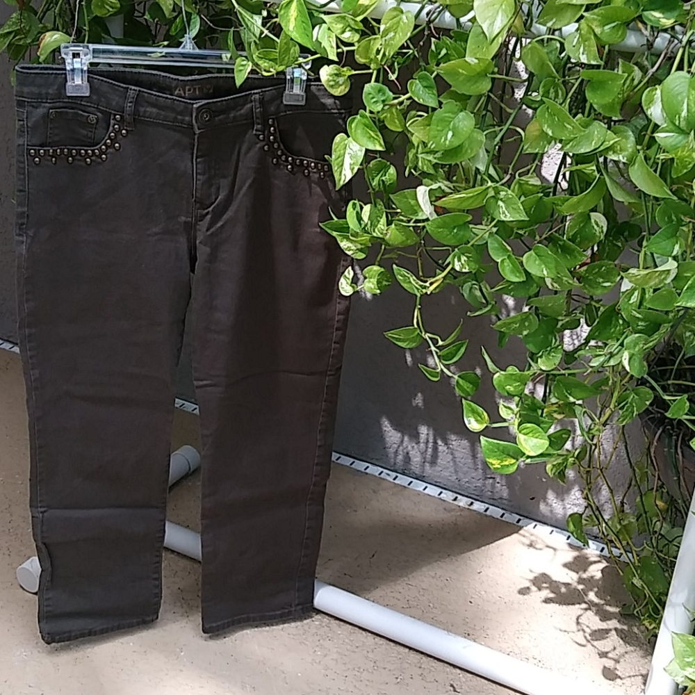 APT 9 STRAIGHT LEG CROP JEAN PANTS